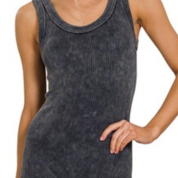 Women's Sleeveless Ribbed Romper - Picture 1 of 1